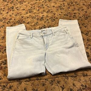 SO Goods for Life Light Wash Boyfriend Low Rise Jean! NWT
